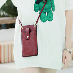 Leather Crossbody Phone Bag with Card Slots for Women – Compact Purse with Adjustable Strap