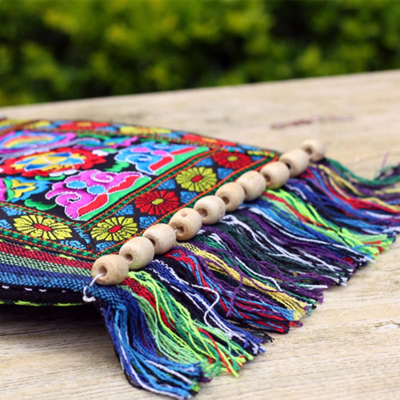 Folk Custom Shoulder Bag for Women – Vintage Embroidery Canvas Crossbody Bag