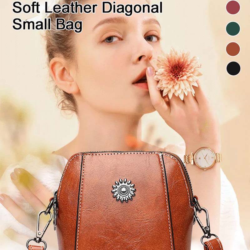 French shell shoulder bag, perfect for many styles. - VOTVO